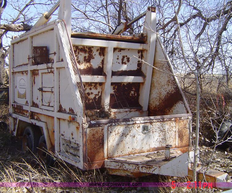 image for item B1204 Gladco CL1100 trash compactor