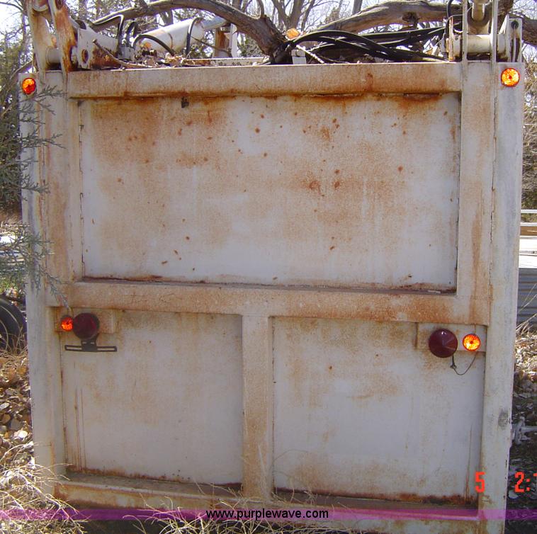 image for item B1204 Gladco CL1100 trash compactor