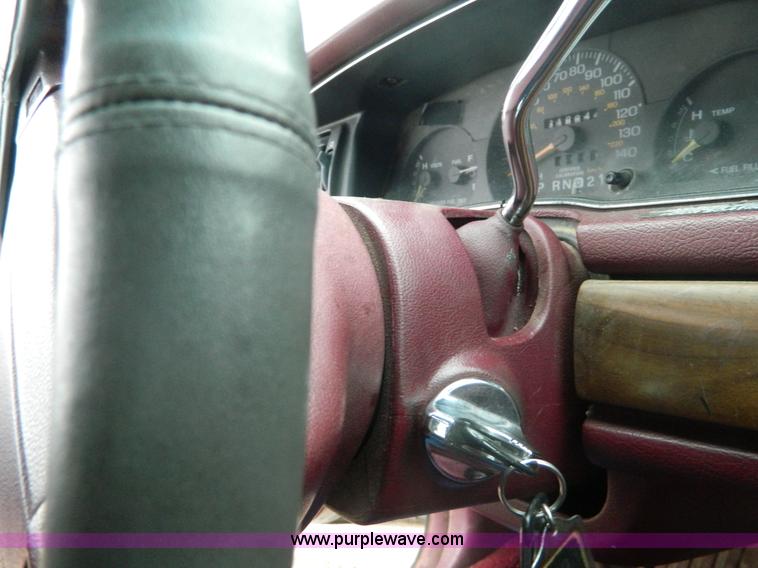 image for item B3616 1994 Ford Crown Victoria Police Interceptor