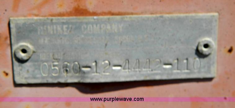 image for item B3633 FCS salt-sand spreader