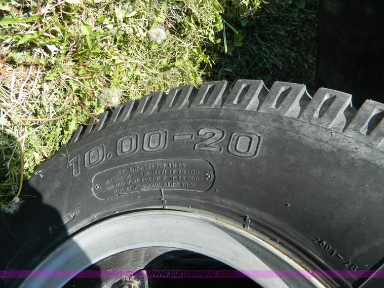 image for item B3635 1985 Ford F7000 bucket truck