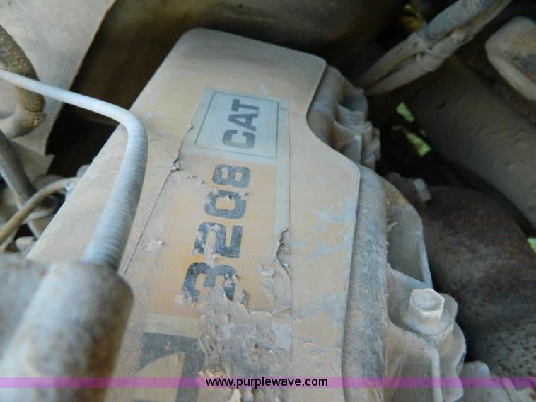 image for item B3635 1985 Ford F7000 bucket truck