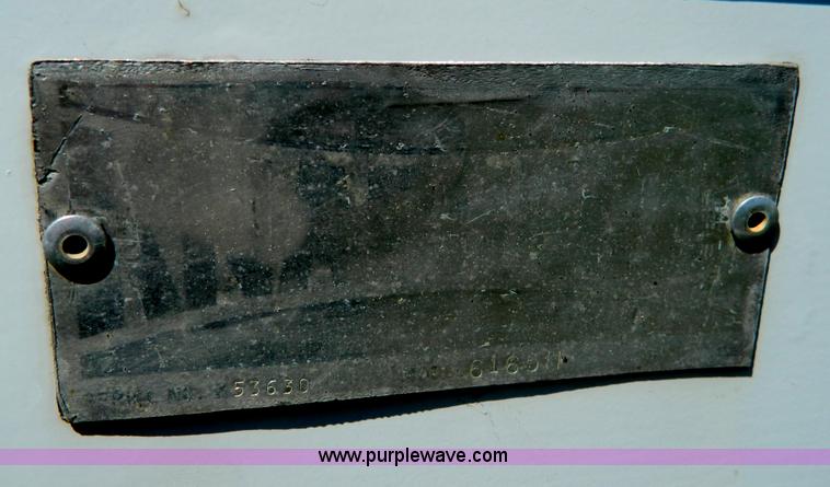 image for item B3635 1985 Ford F7000 bucket truck