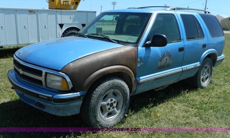 image for item B3636 1997 Chevrolet Blazer