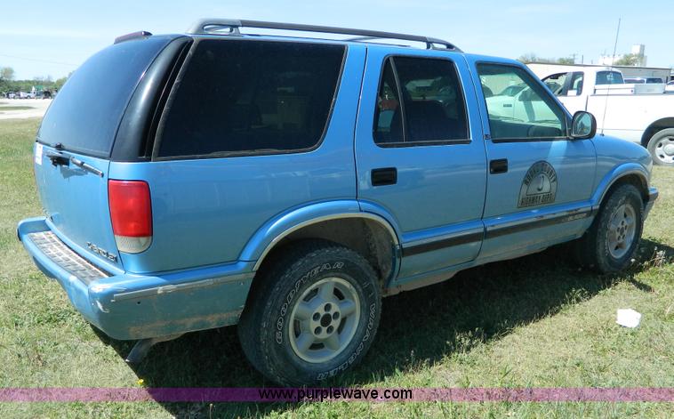 image for item B3636 1997 Chevrolet Blazer
