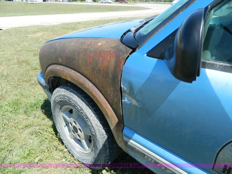 image for item B3636 1997 Chevrolet Blazer