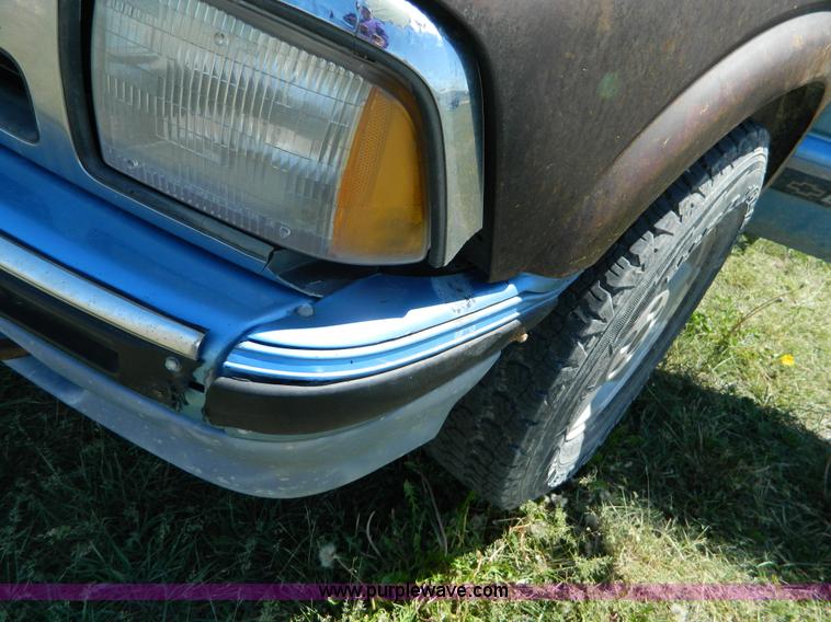 image for item B3636 1997 Chevrolet Blazer