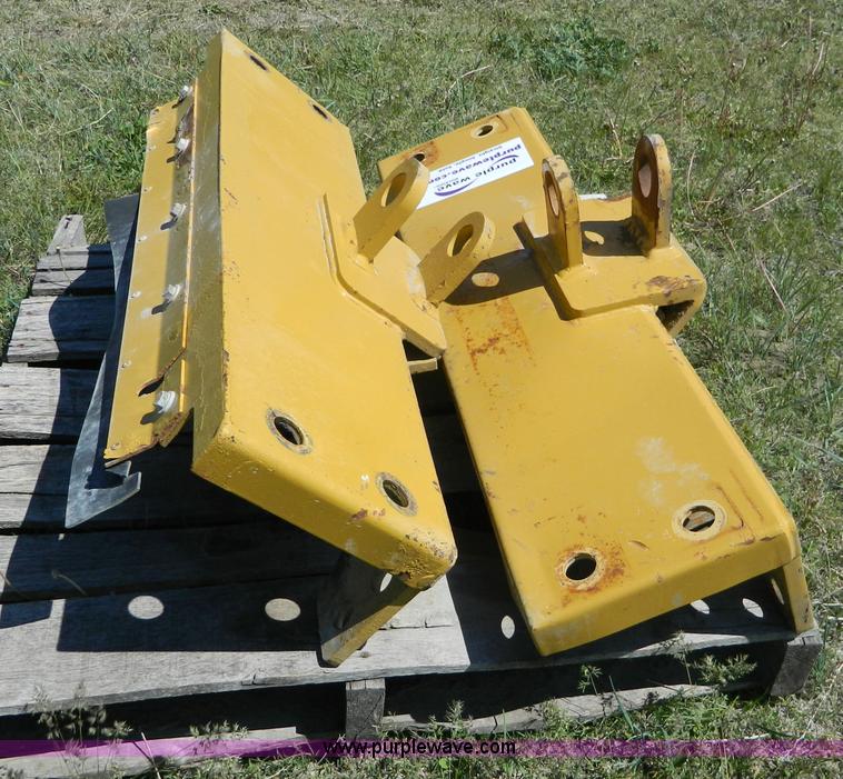 image for item B3641 (2) grader hitches