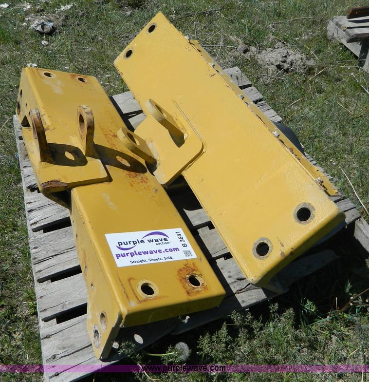 image for item B3641 (2) grader hitches