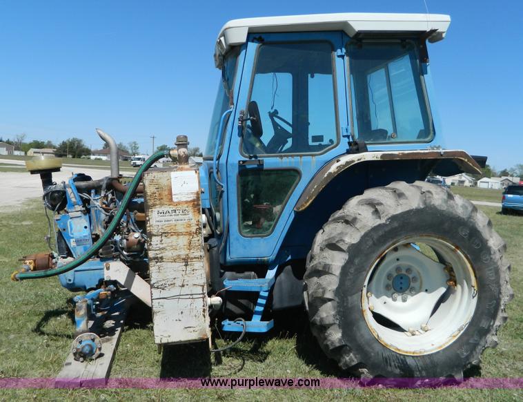 image for item B3647 Ford EA 414C tractor