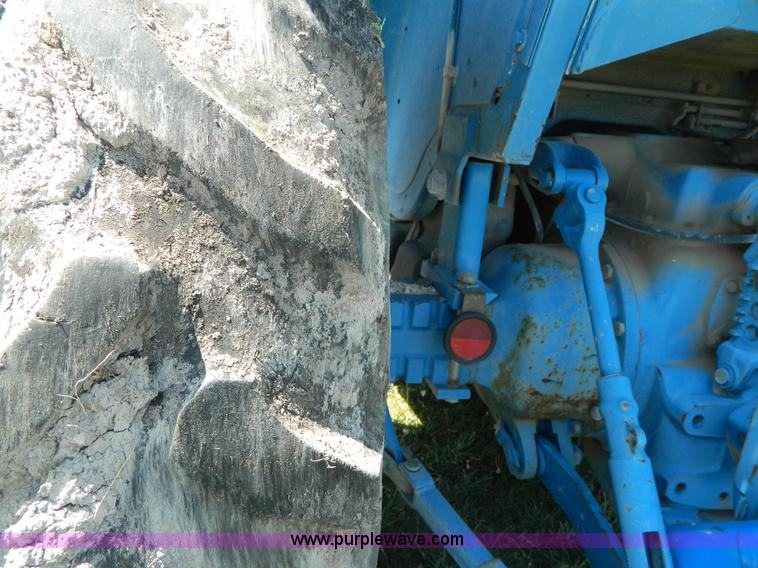 image for item B3647 Ford EA 414C tractor