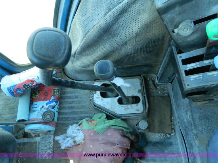 image for item B3647 Ford EA 414C tractor