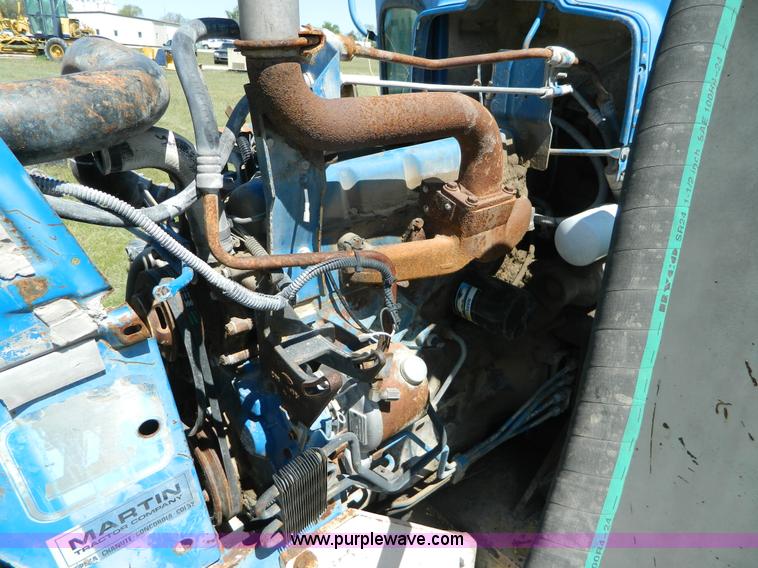 image for item B3647 Ford EA 414C tractor