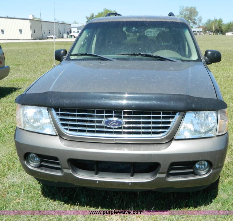 image for item B3649 2004 Ford Explorer