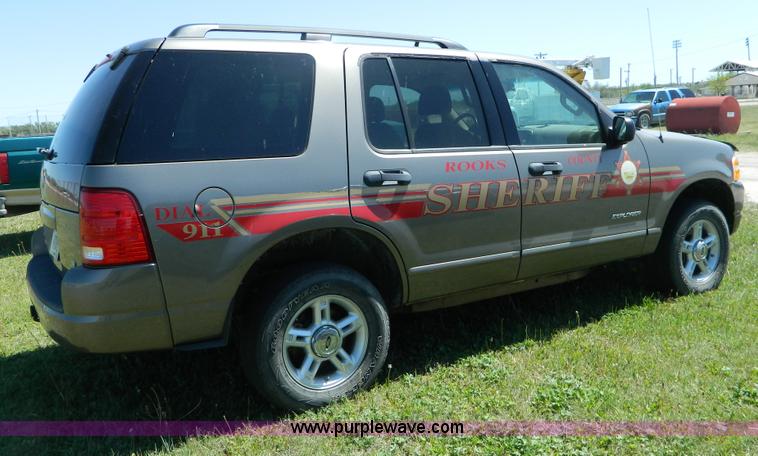image for item B3649 2004 Ford Explorer