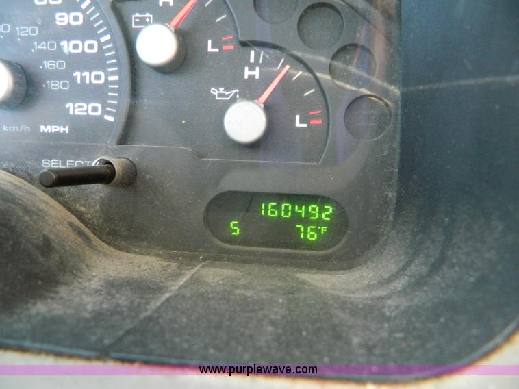 image for item B3649 2004 Ford Explorer