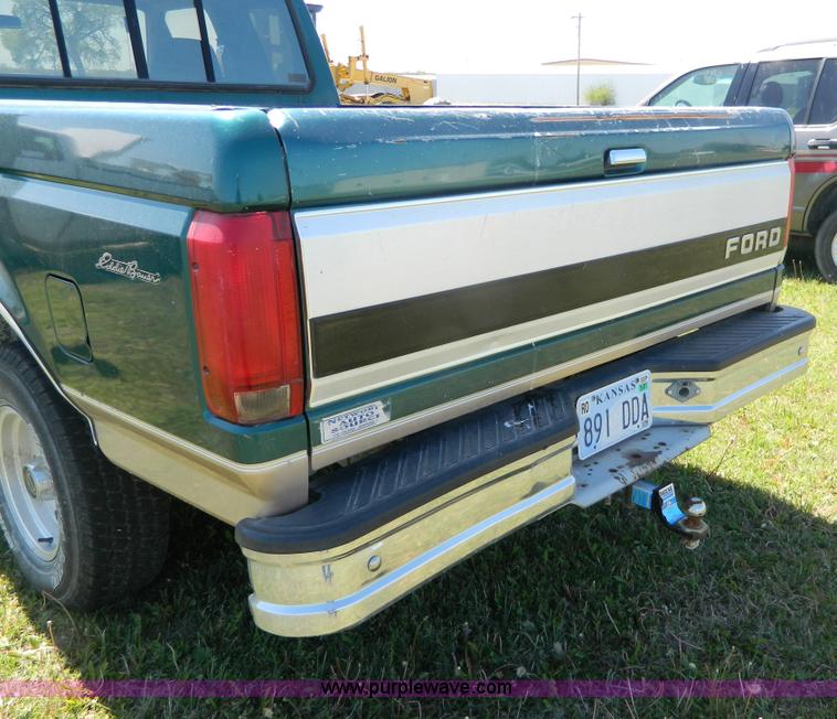 image for item B3650 1996 Ford F150 pickup truck