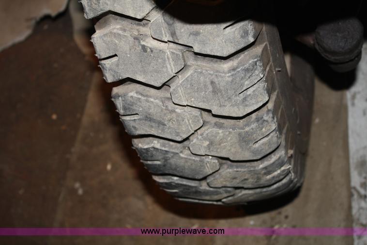 image for item B6505 1973 Otis FSF-040 forklift