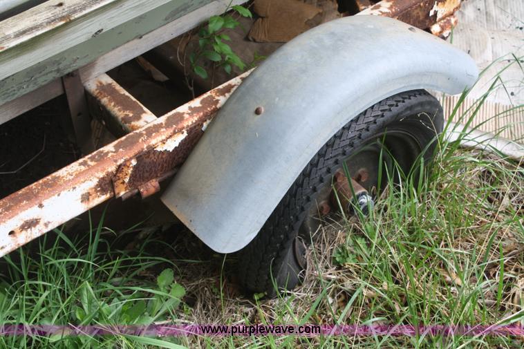 image for item B6506 18' aluminum john boat with trailer