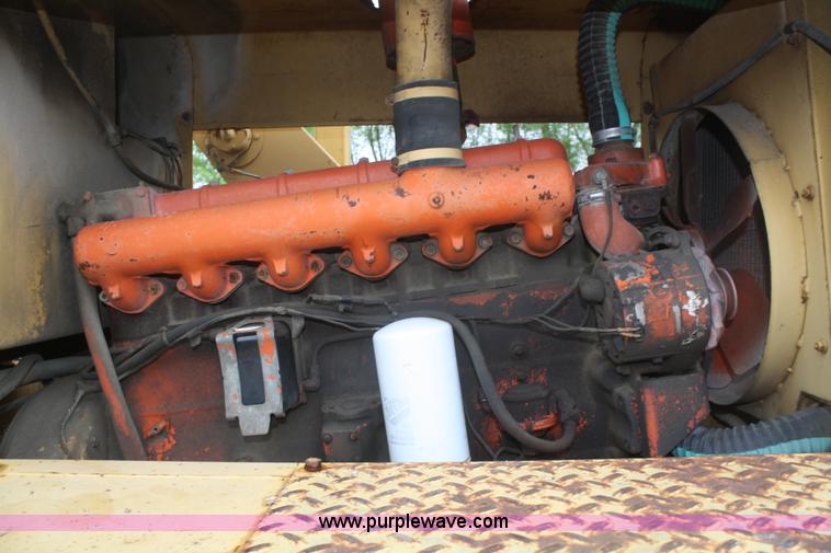 image for item B6508 1982 Galion P3500A rubber tire roller