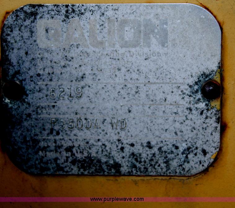 image for item B6508 1982 Galion P3500A rubber tire roller