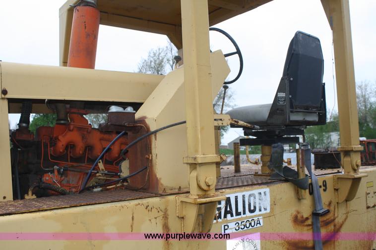 image for item B6508 1982 Galion P3500A rubber tire roller