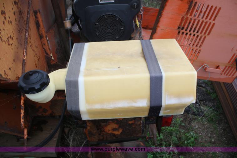 image for item B6509 Swenson spreader