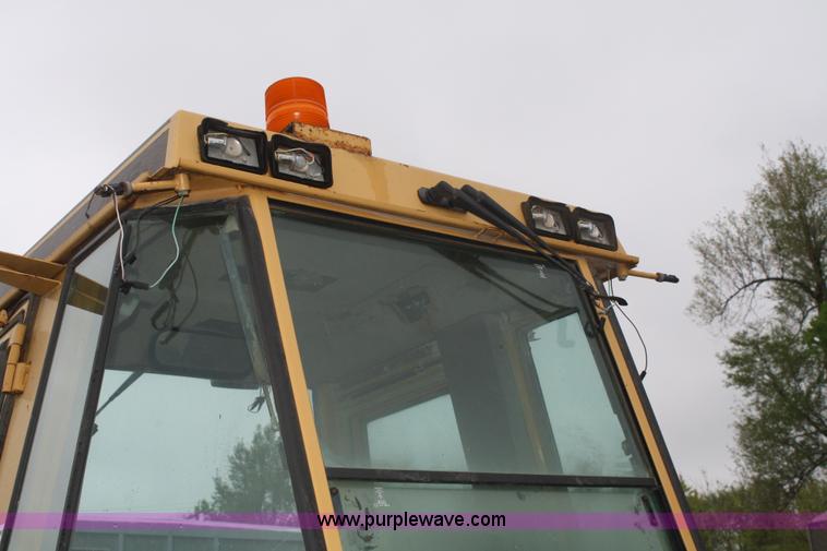 image for item B6510 1987 Caterpillar 416 backhoe