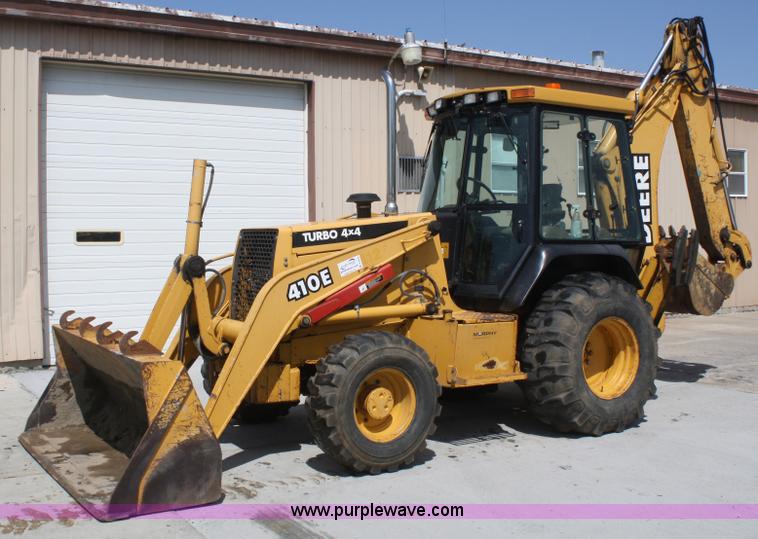 image for item B6523 1998 John Deere 410E backhoe