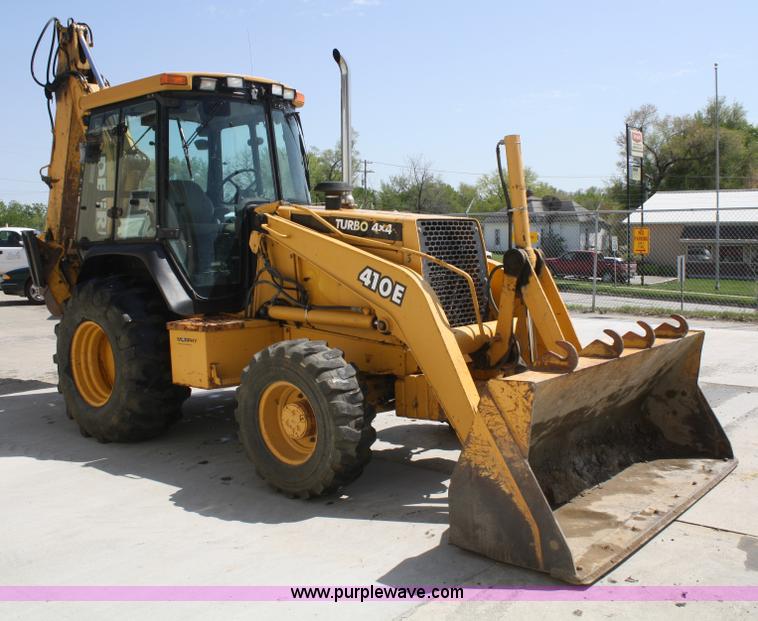 image for item B6523 1998 John Deere 410E backhoe