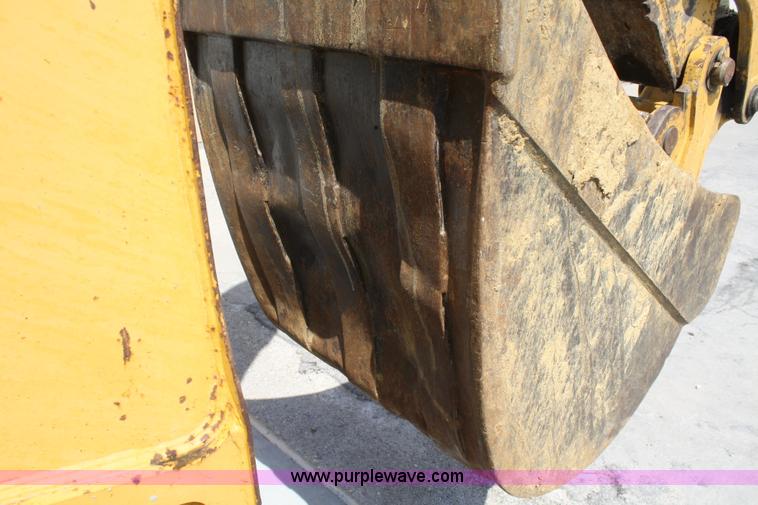 image for item B6523 1998 John Deere 410E backhoe
