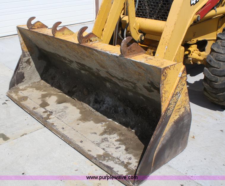 image for item B6523 1998 John Deere 410E backhoe