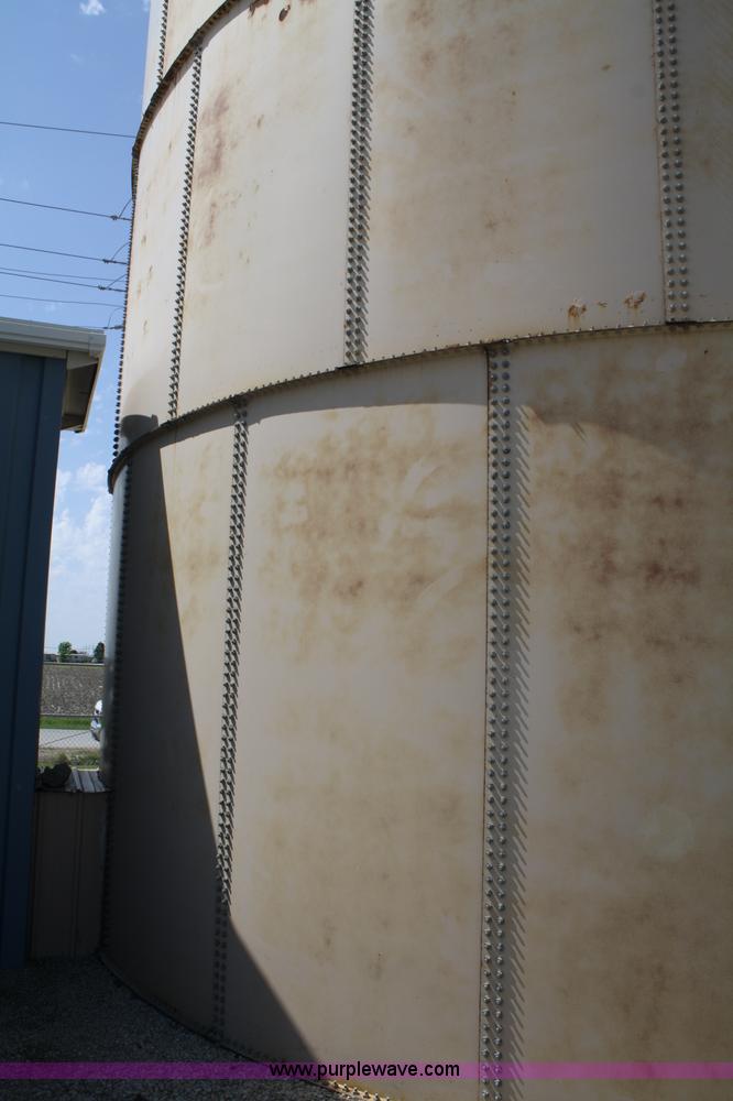 image for item B6544 100,000 gallon water tank