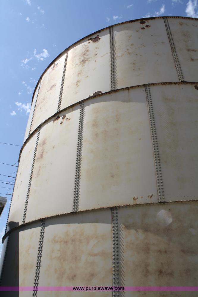 image for item B6544 100,000 gallon water tank