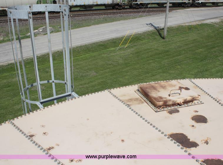 image for item B6544 100,000 gallon water tank