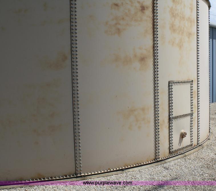 image for item B6544 100,000 gallon water tank