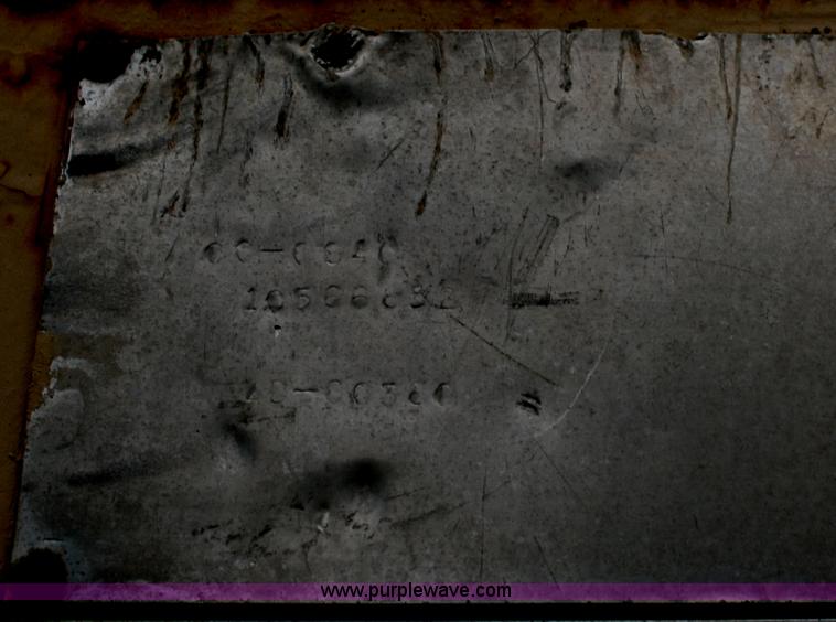 image for item B6997 Chrysler forklift