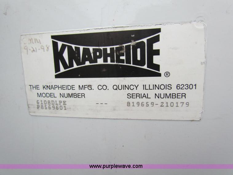 image for item B7218 1999 Ford F350 Super Duty utility truck