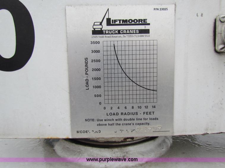 image for item B7218 1999 Ford F350 Super Duty utility truck