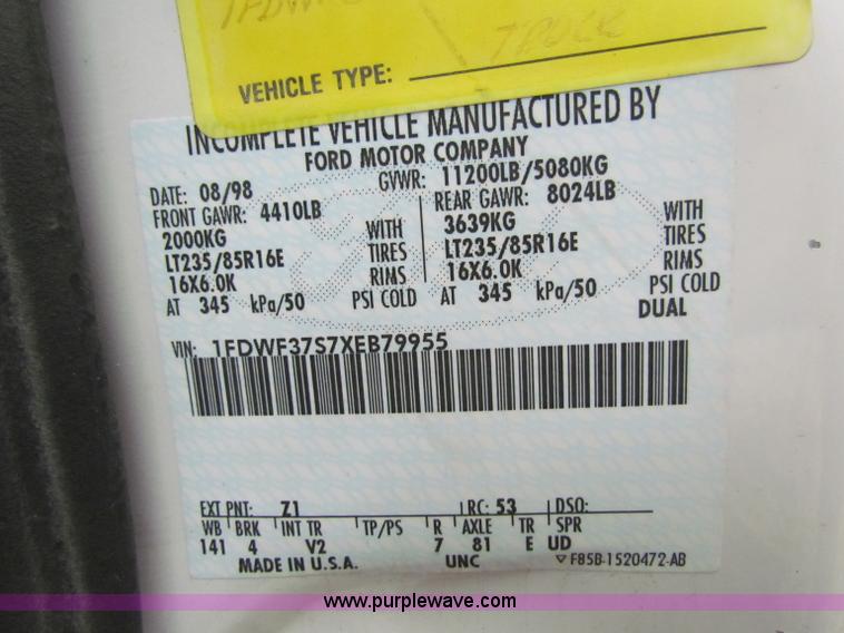 image for item B7218 1999 Ford F350 Super Duty utility truck