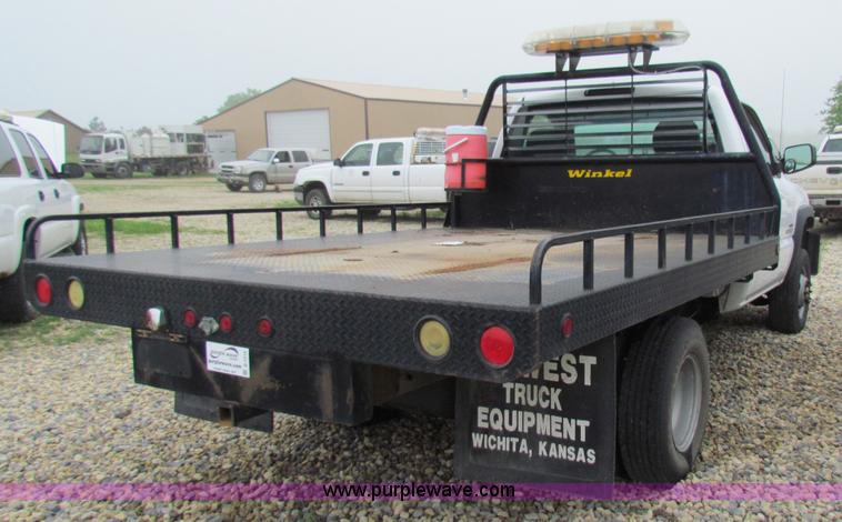 image for item B7219 2002 Chevrolet Silverado K3500 pickup truck