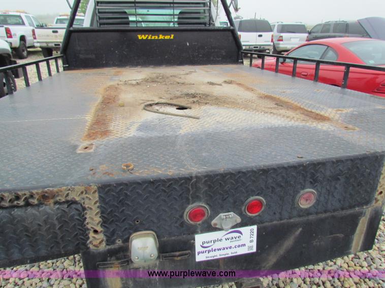 image for item B7220 2002 Chevrolet Silverado K3500 pickup truck