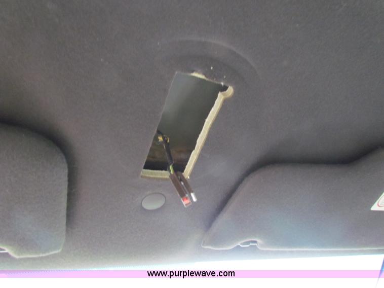 image for item B7222 2004 Ford Crown Victoria Police Interceptor