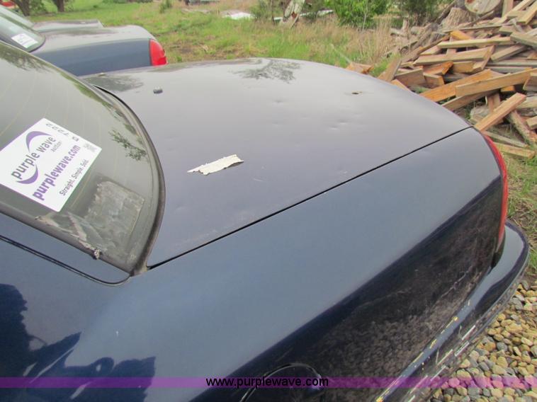 image for item B7222 2004 Ford Crown Victoria Police Interceptor