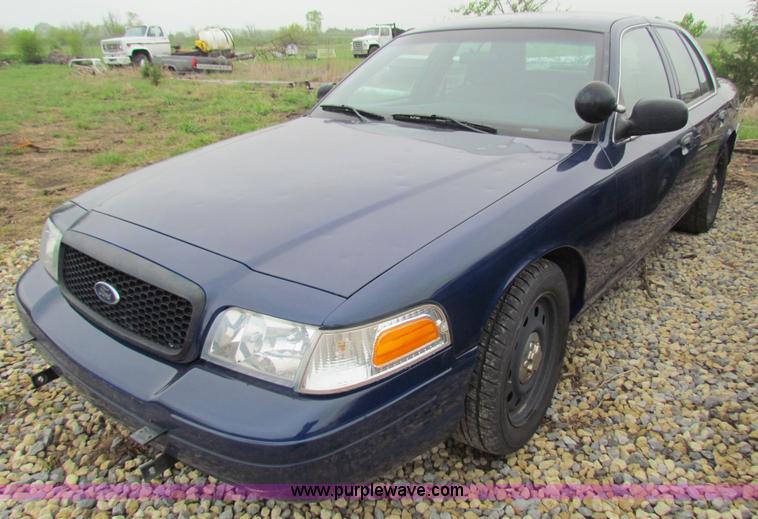 image for item B7224 2008 Ford Crown Victoria Police Interceptor