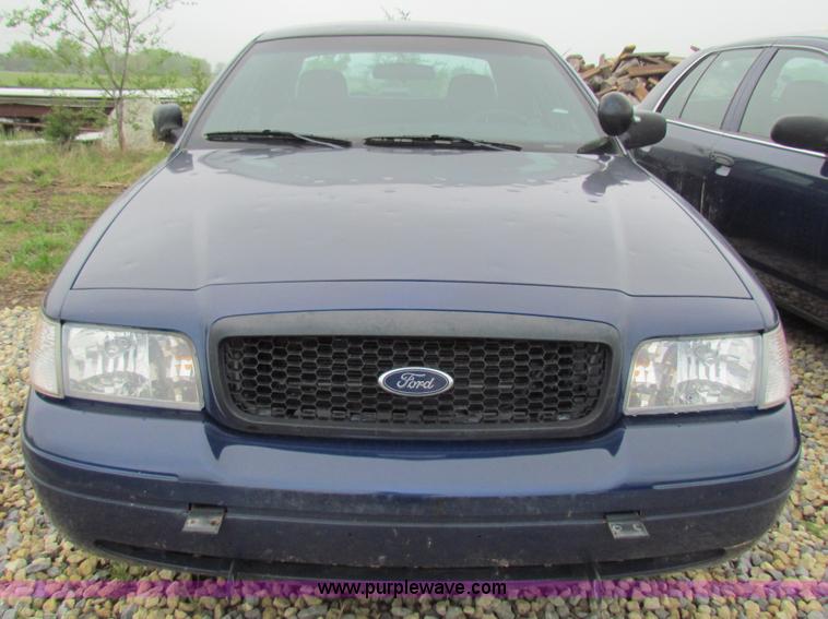 image for item B7224 2008 Ford Crown Victoria Police Interceptor