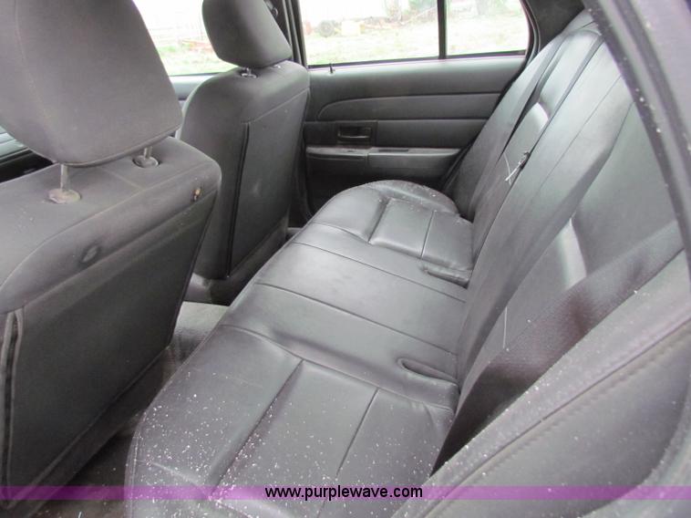 image for item B7224 2008 Ford Crown Victoria Police Interceptor