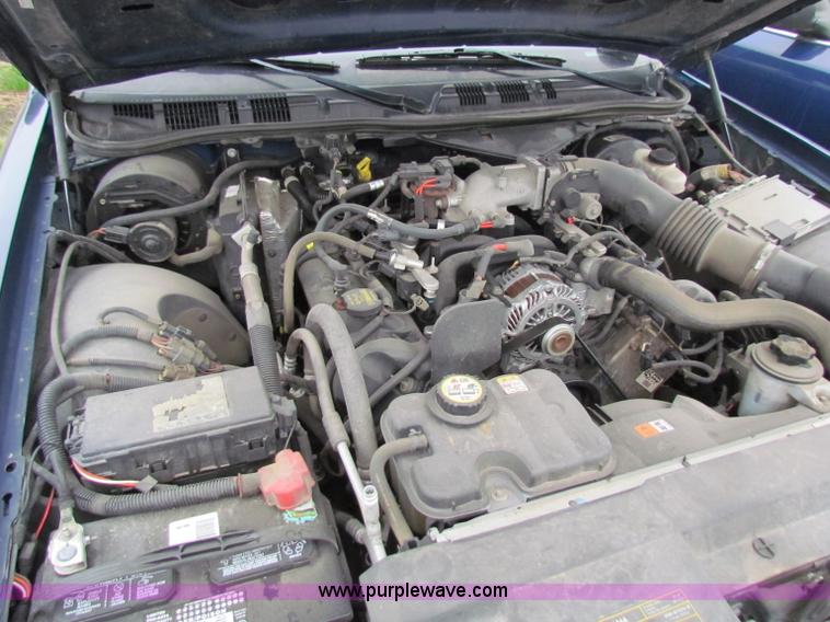 image for item B7224 2008 Ford Crown Victoria Police Interceptor