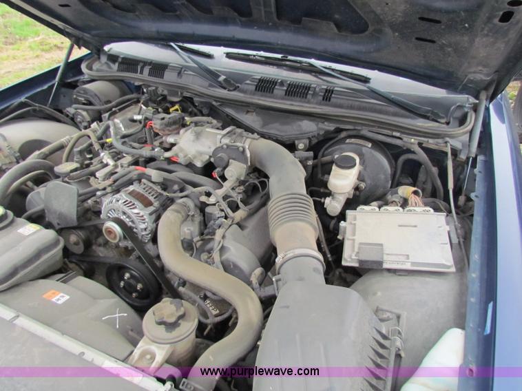 image for item B7224 2008 Ford Crown Victoria Police Interceptor