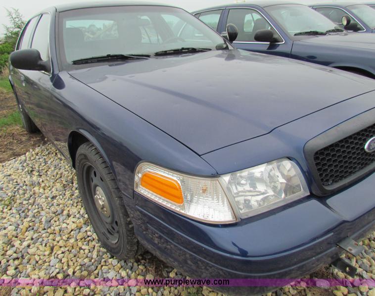image for item B7224 2008 Ford Crown Victoria Police Interceptor